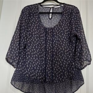 NEW REITMANS top.. .  B2B